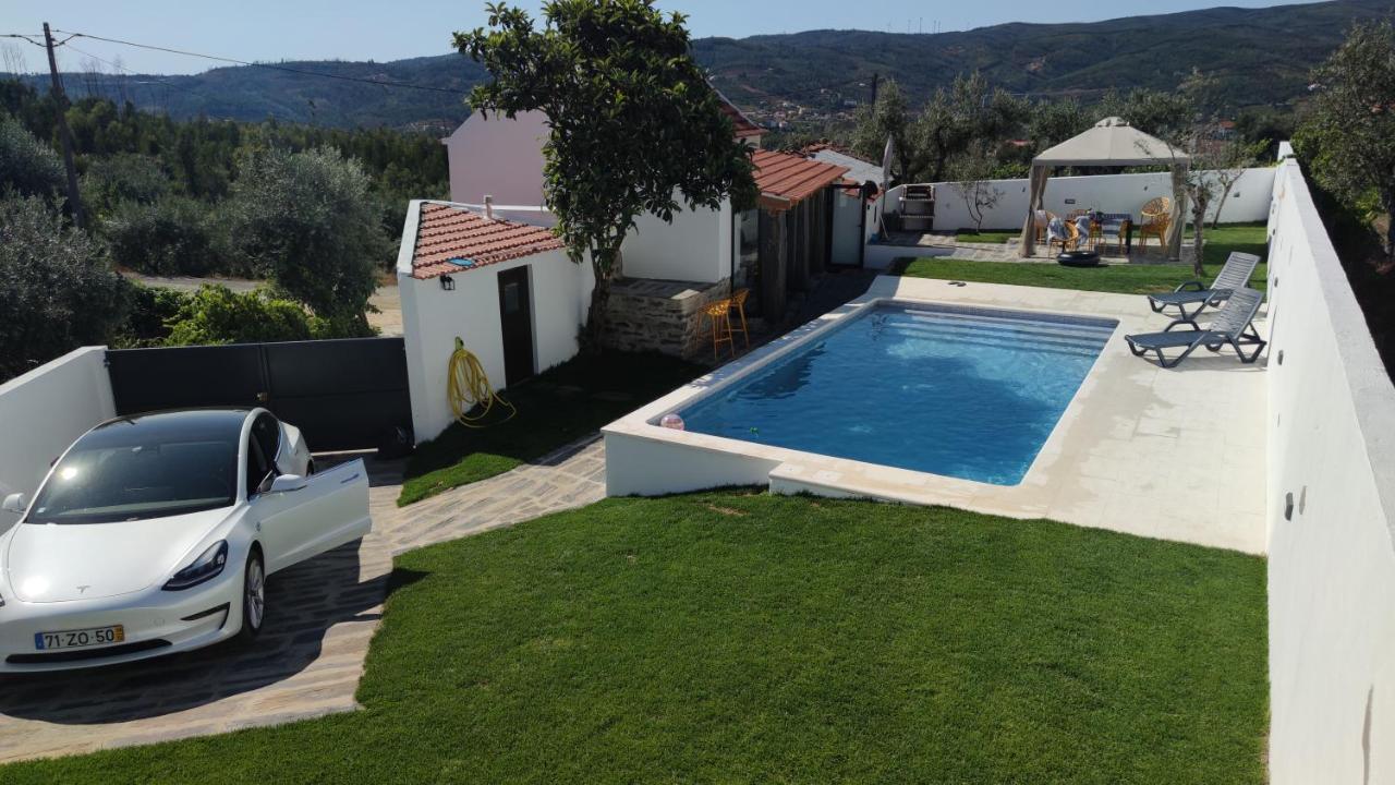 Pomar das Oliveiras - Moradia com Piscina privada e carregamento VE gratuito Carvalhal (Castelo Branco) Exterior foto
