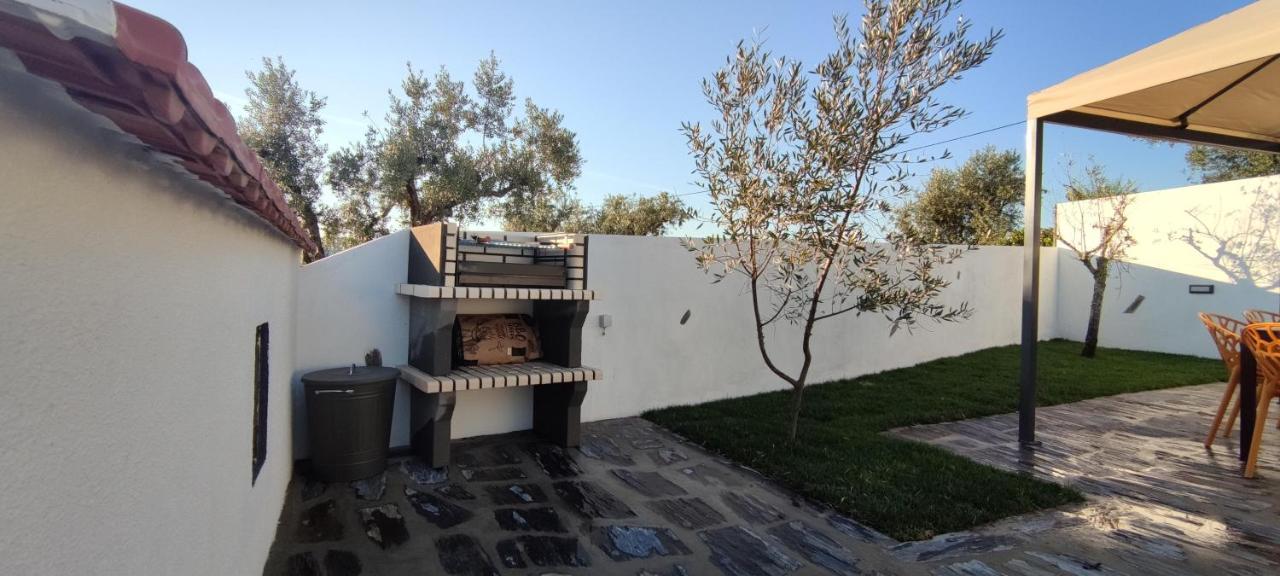 Pomar das Oliveiras - Moradia com Piscina privada e carregamento VE gratuito Carvalhal (Castelo Branco) Exterior foto