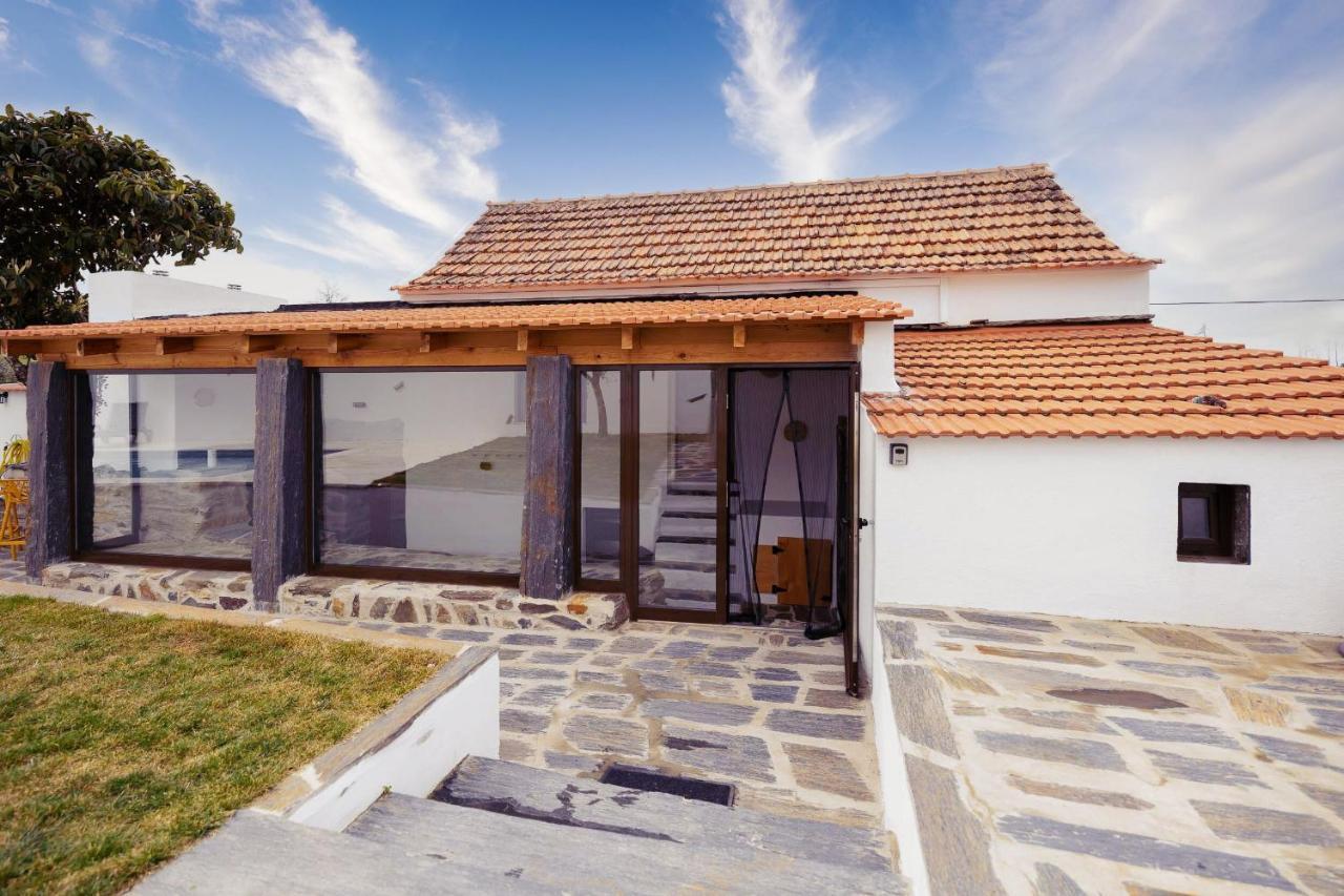 Pomar das Oliveiras - Moradia com Piscina privada e carregamento VE gratuito Carvalhal (Castelo Branco) Exterior foto