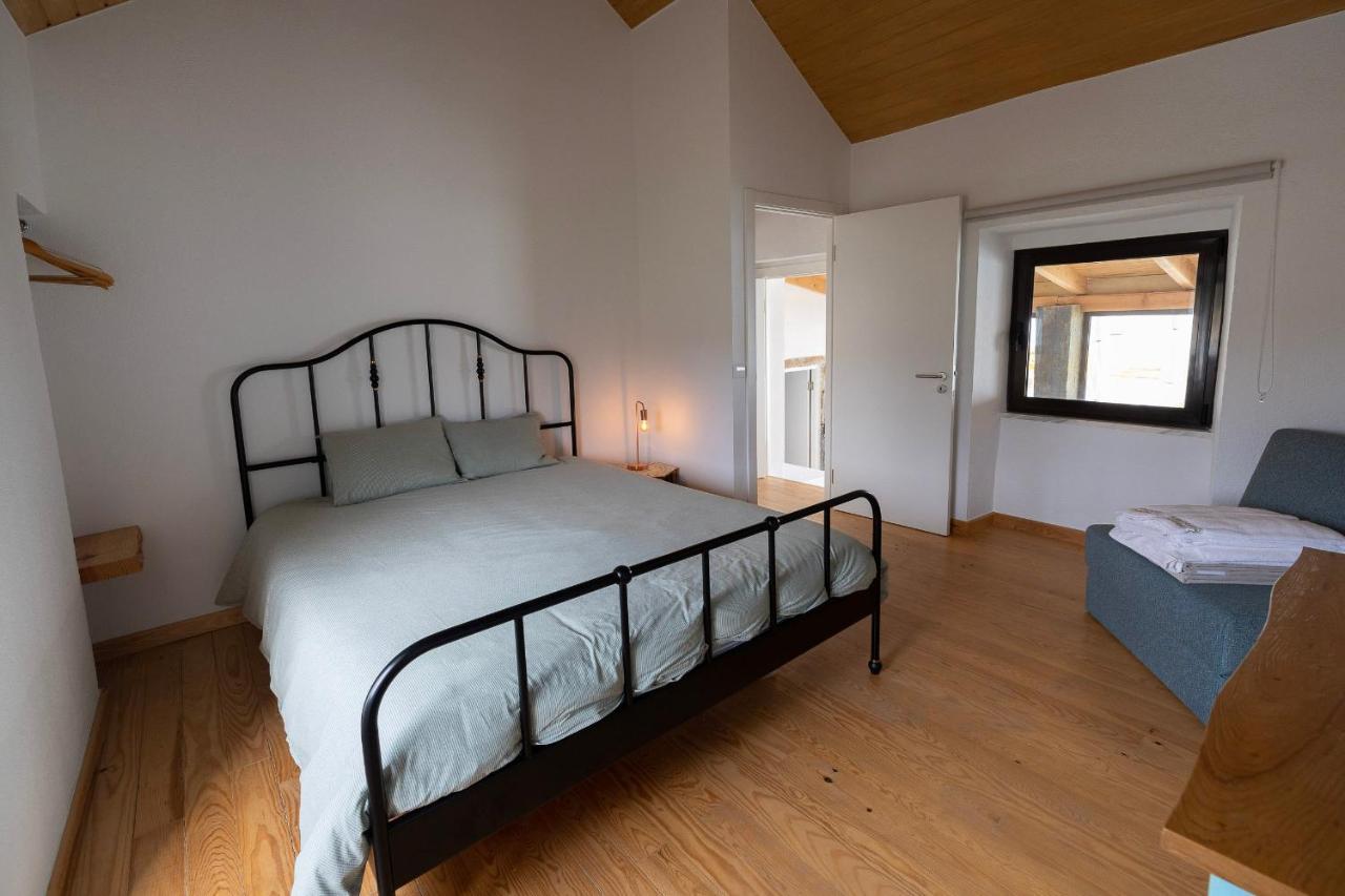 Pomar das Oliveiras - Moradia com Piscina privada e carregamento VE gratuito Carvalhal (Castelo Branco) Exterior foto