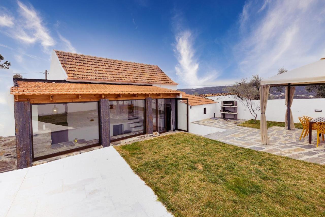 Pomar das Oliveiras - Moradia com Piscina privada e carregamento VE gratuito Carvalhal (Castelo Branco) Exterior foto