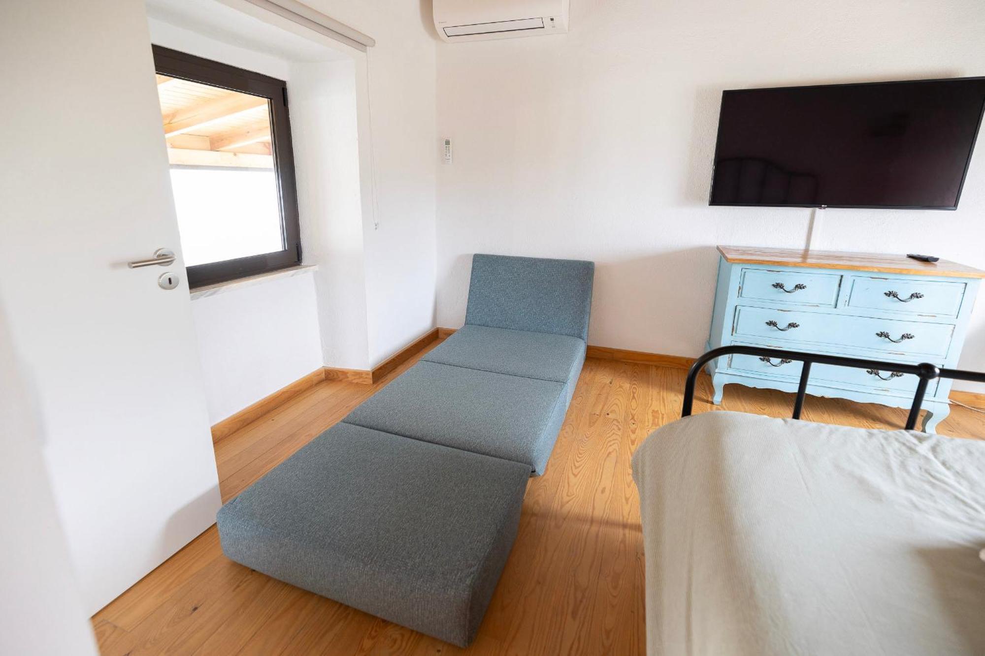 Pomar das Oliveiras - Moradia com Piscina privada e carregamento VE gratuito Carvalhal (Castelo Branco) Exterior foto